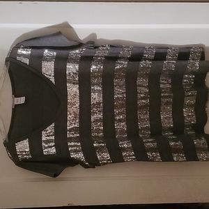 Lane Bryant Loop 18 gray sequined top. Very soft. Only worn 2 times. Like new.